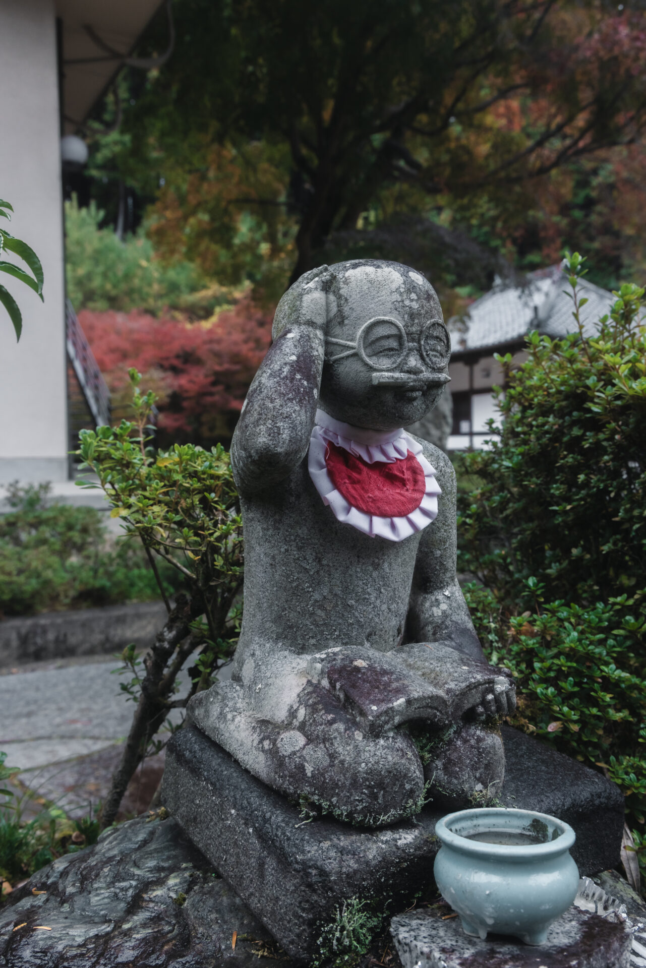 亀岡市苗秀寺